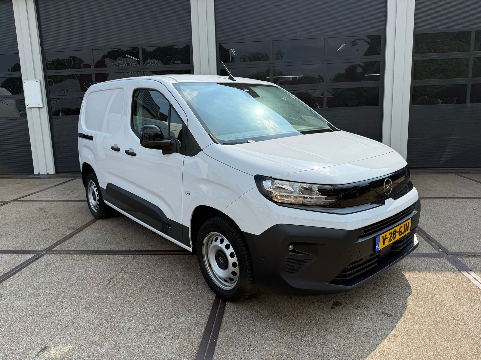 Opel Combo Cargo GB - NIEUW MODEL - 1.5 Diesel 102pk S/S L1, Auto's, Voorwielaandrijving, 4 cilinders, Wit, Bedrijf