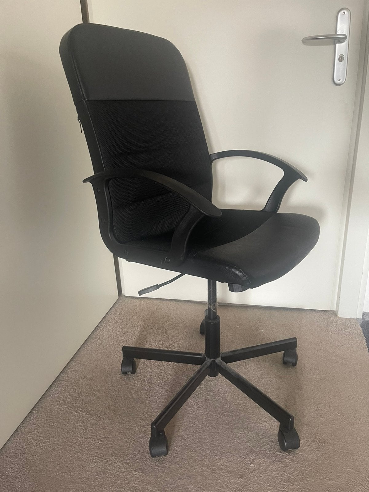 2 Ikea Bureaustoelen, Huis en Inrichting, Bureaustoelen, Ophalen