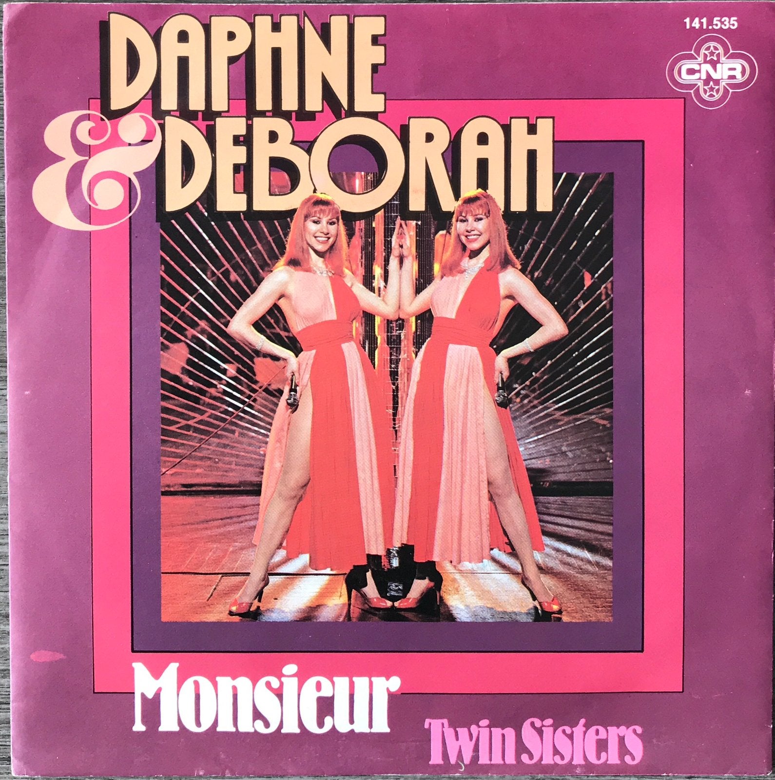 Daphne & Deborah - Monsieur (NL’79) plaat HEEL MOOI, Verzenden