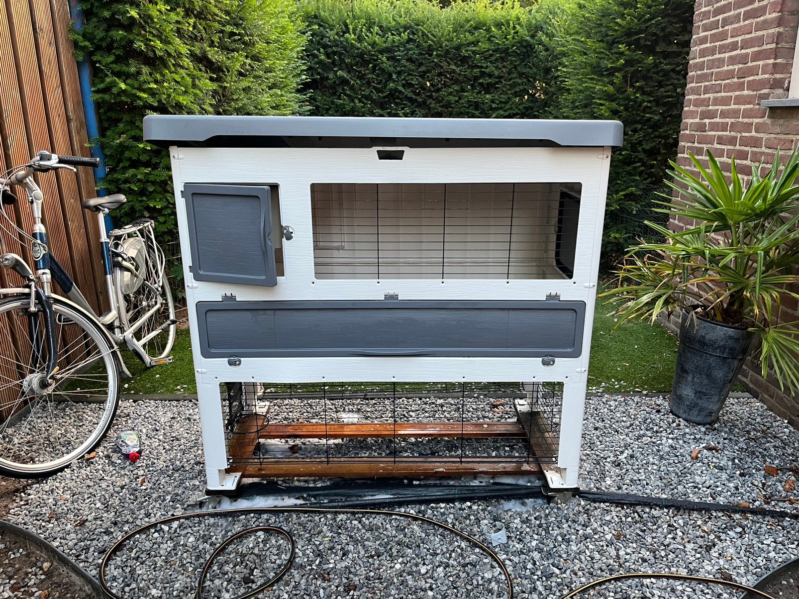 Ferplast Konijnenhok Grand Lodge 140, Dieren en Toebehoren, Ophalen, 110 cm of meer, Zo goed als nieuw, 90 cm of meer