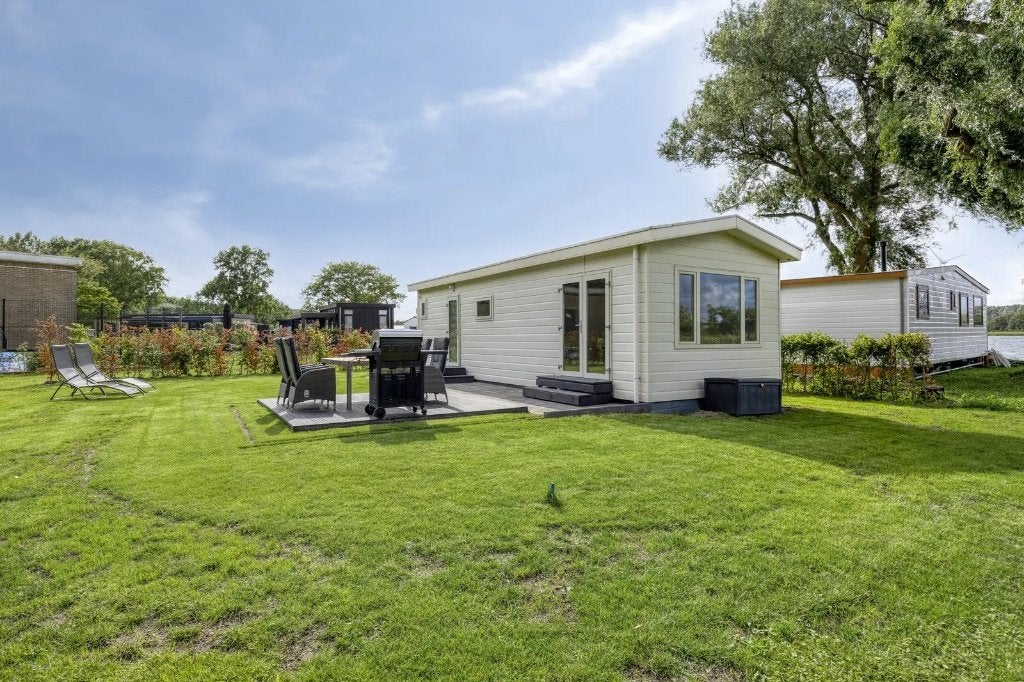 Schitterend Chalet direct aan het Brielse Meer, Tot en met 4
