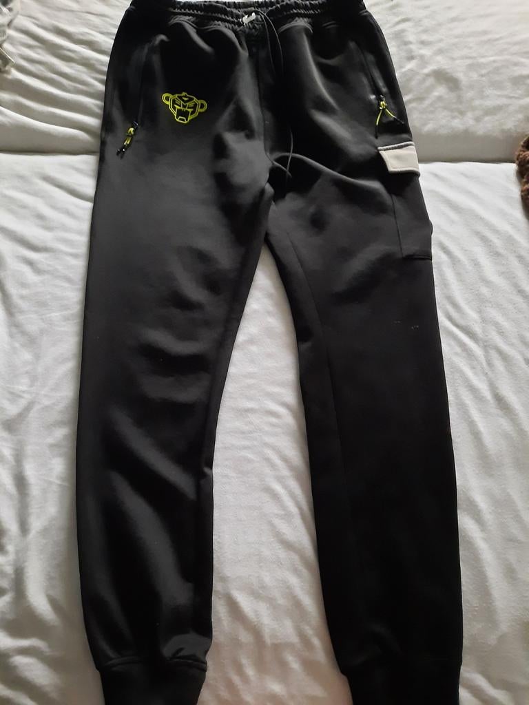 Black Bananas Trainingsset Maat M Zwart, Maat 48/50 (M), Zwart, Ophalen of Verzenden, Zo goed als nieuw