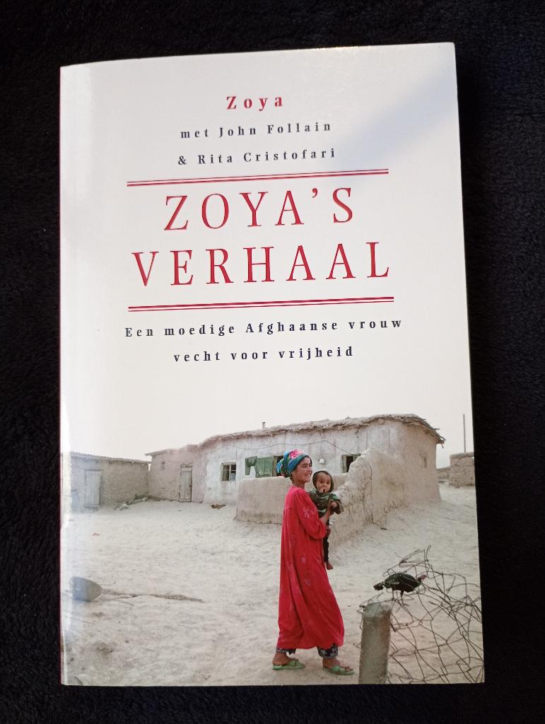 Zoya, Zoya's verhaal, Ophalen of Verzenden, Gelezen