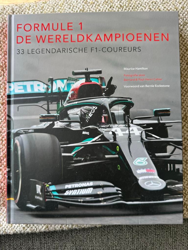 Formule 1: De Wereldkampioenen - 33 Legendarische F1-coureur, Ophalen of Verzenden, Nieuw, Algemeen