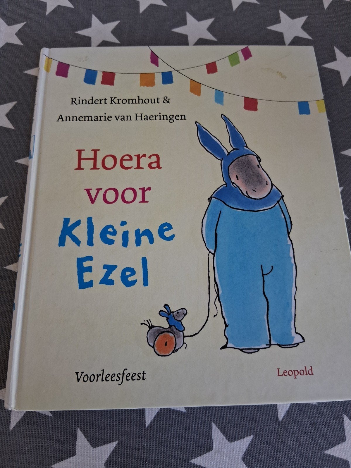 voorleesboek rindert kromhout - hoera voor kleine ezel, Boeken, Gelezen, Fictie algemeen, Jongen of Meisje, Ophalen of Verzenden