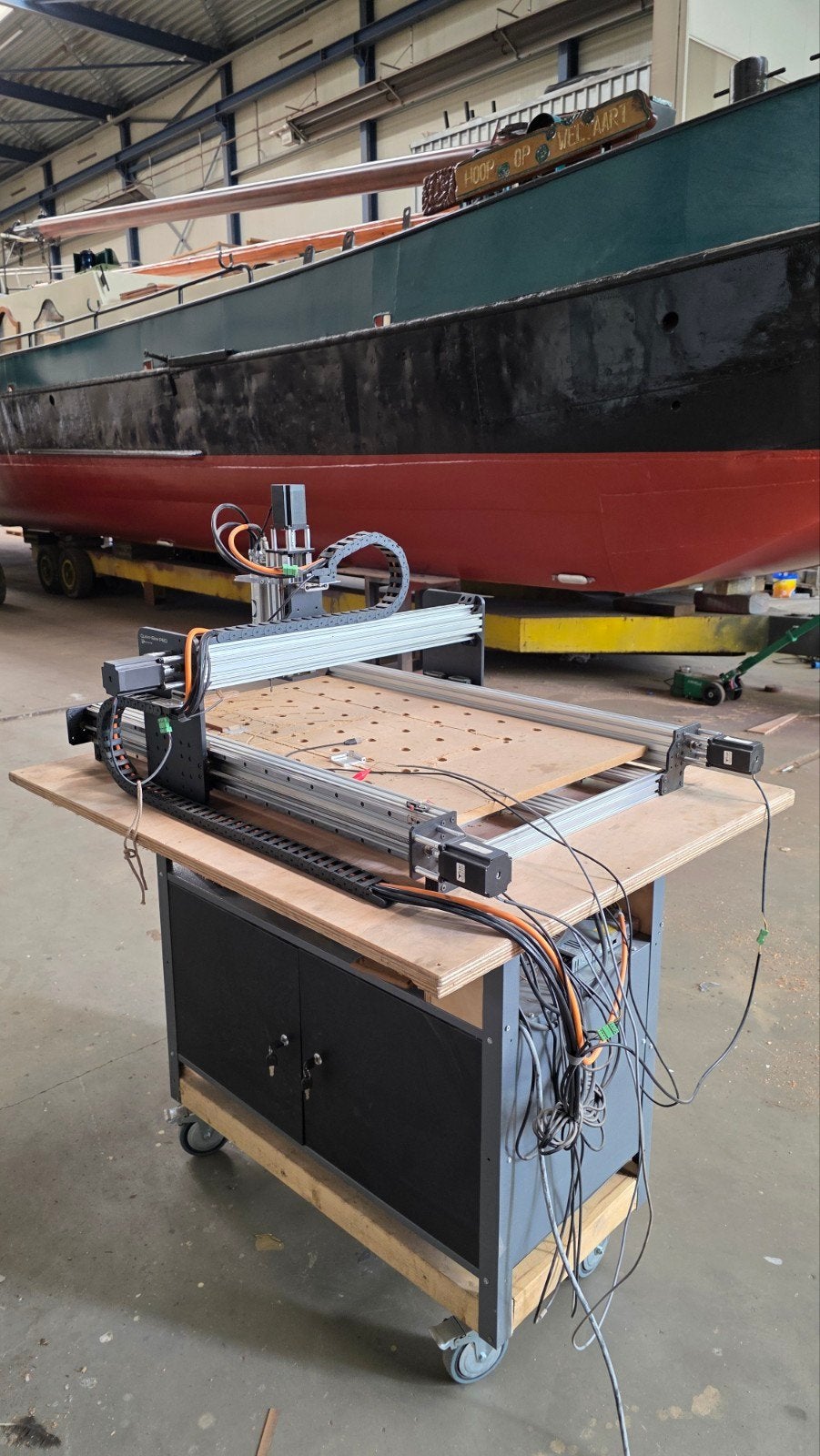 Queenbee 750x1000 CNC Freesmachine met watergekoelde spindel, Ophalen, Gebruikt, Overige soorten, Bulkman