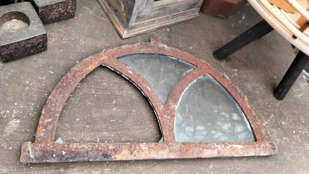 Brocante half ronde stalraam, Ophalen of Verzenden