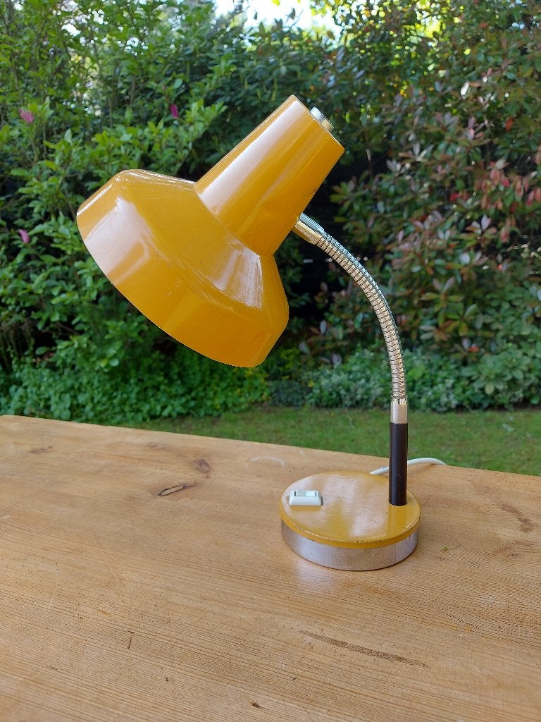 Vintage gele bureaulamp met flexibele arm, Bureaulamp, Gebruikt, Vintage, Ophalen of Verzenden