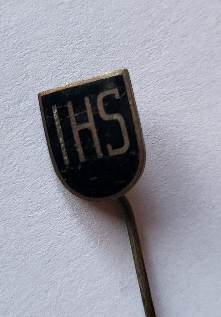 Christendom IHS speldje, Gebruikt, Niet vindbaar, Niet vindbaar, Speldje of Pin
