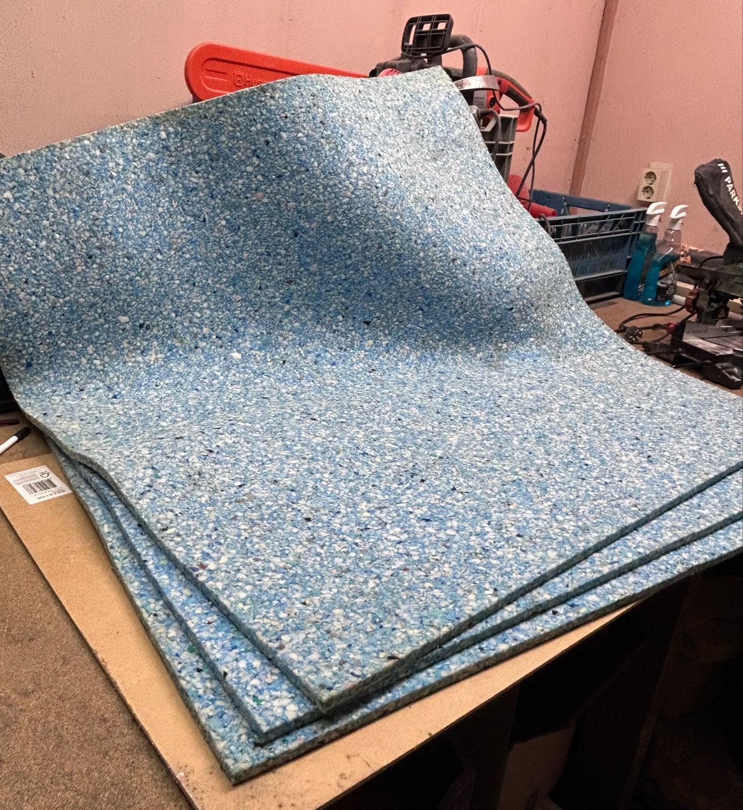 Polypress vlokkenschuim plaat. 100x100x1cm, Ophalen, Zo goed als nieuw