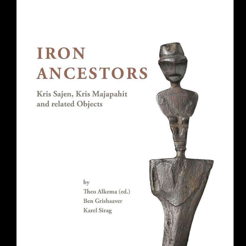 Boek IRON ANCESTORS, Keris Sajen, Kris Majapahit BU11 putut, Ophalen of Verzenden