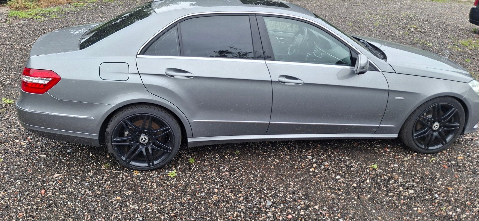Mercedes-Benz E-Klasse CDI E250 Sedan AUT 2009 Grijs, Auto's, Automaat, Achterwielaandrijving, 4 cilinders, 2000 kg