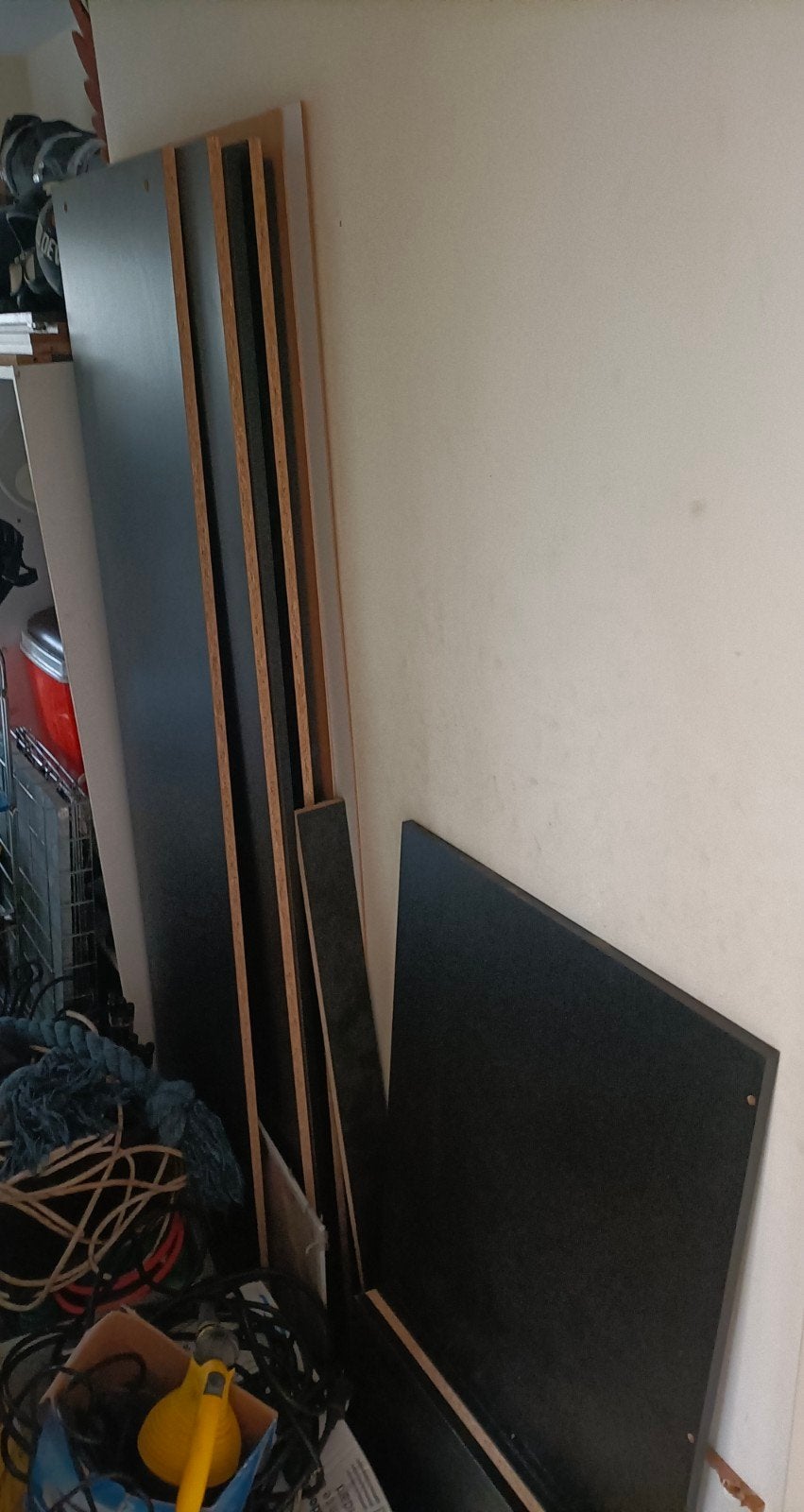 Compacte zwarte slaapkamerkast - Nieuw in bouwpakket, Huis en Inrichting, Ophalen, Nieuw