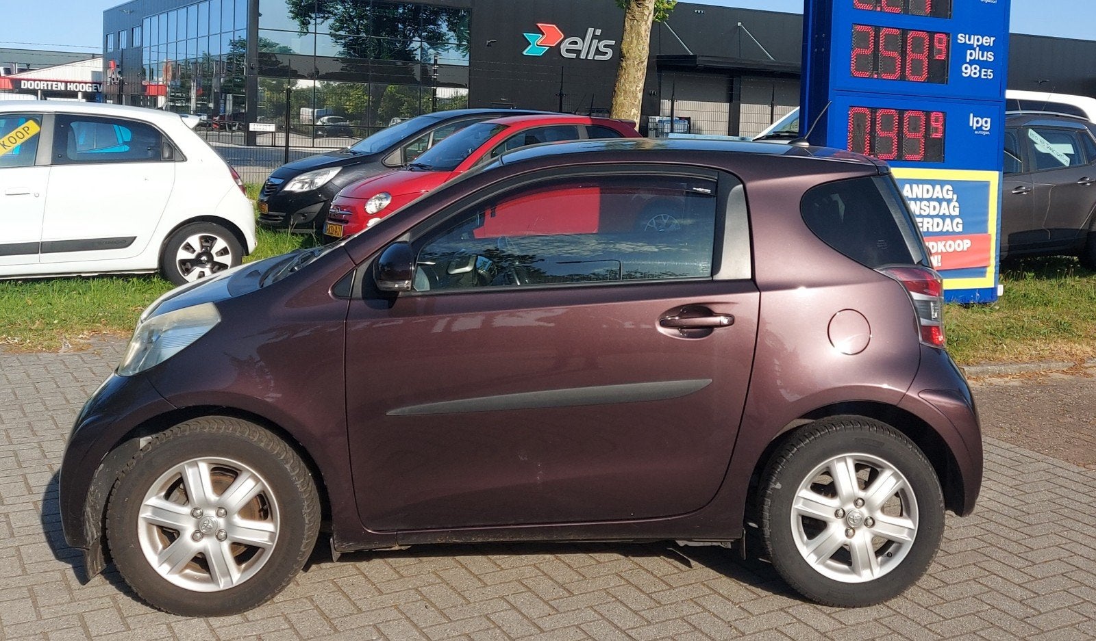 Toyota IQ 1.0 VVT-i Comfort, Auto's, Toyota, Stof, Overige kleuren, 4 stoelen, Bedrijf