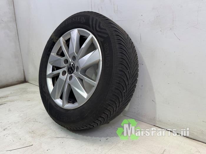 Velg + Band van een Volkswagen Caddy, Gebruikt, -, -, Ophalen of Verzenden