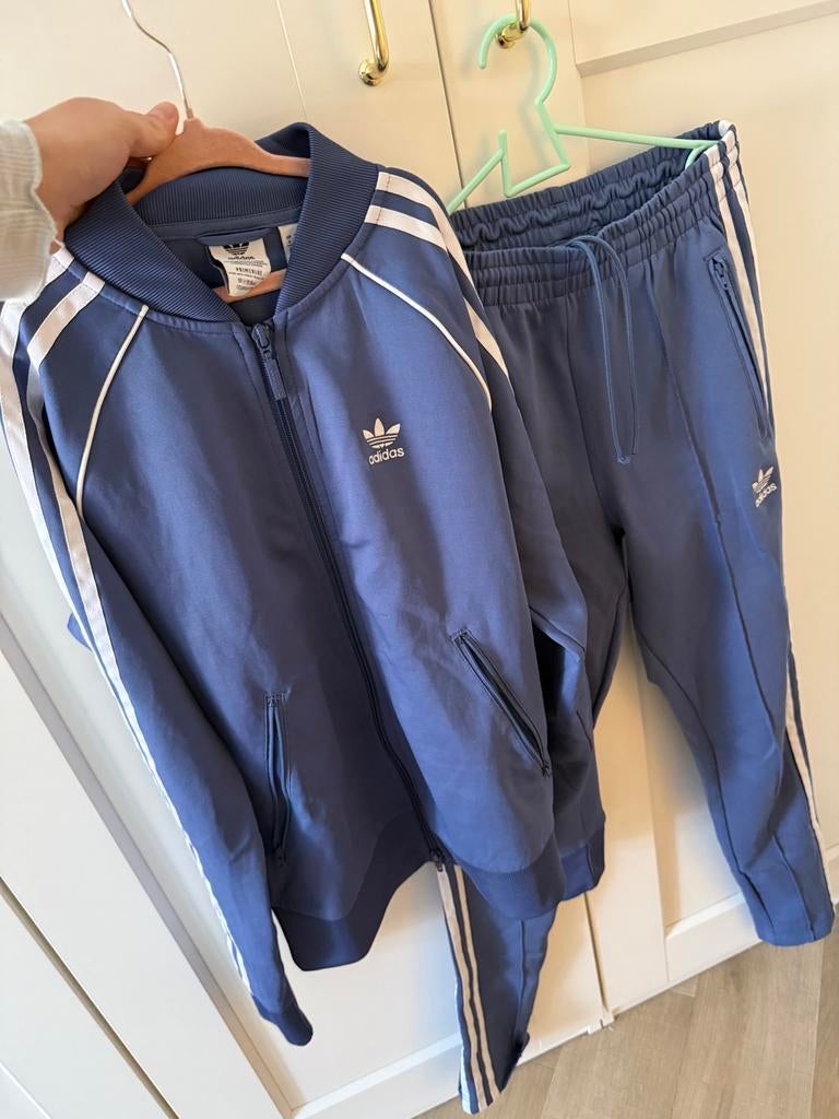Adidas dames trainingspak broek XS, vest S - Zo goed als nie, Blauw, Ophalen of Verzenden, Maat 34 (XS) of kleiner, Fitness of Aerobics