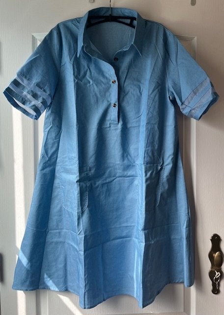 Lichtblauwe zomerjurk met korte mouwen, Blauw, Maat 42/44 (L), Nieuw, Ophalen of Verzenden