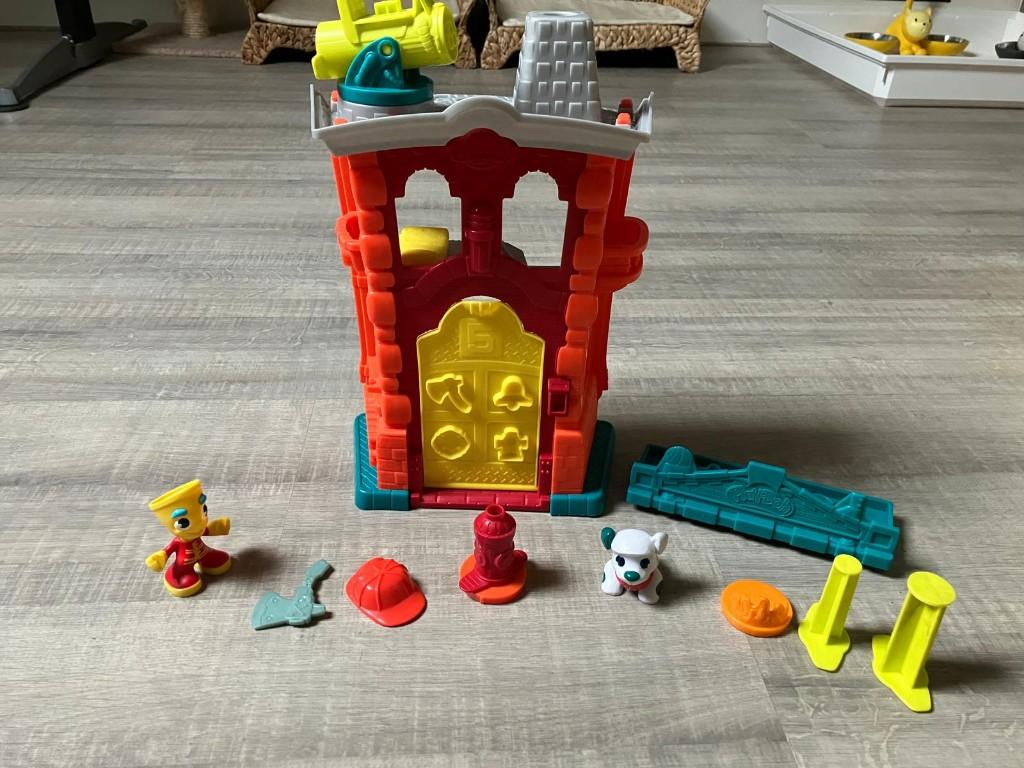 Fisher price brandweer station (klei), Ophalen, Zo goed als nieuw, Speelset