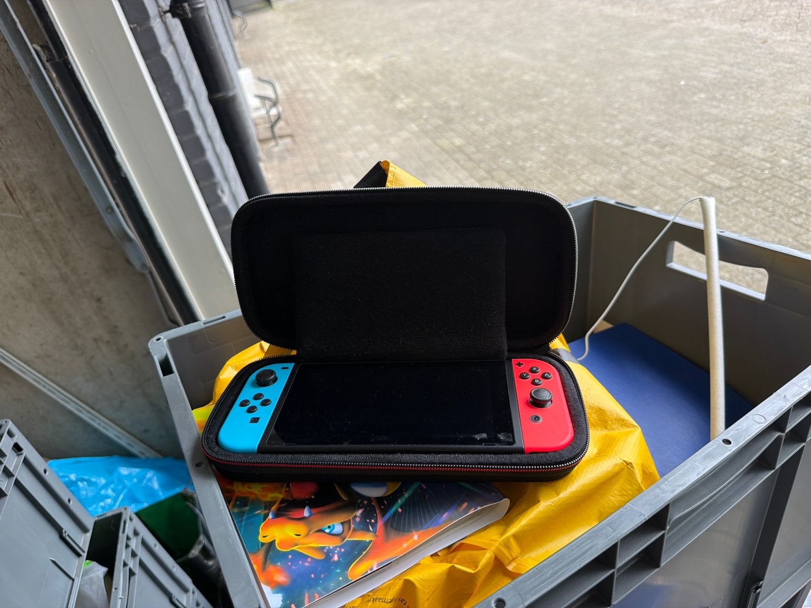 Nintendo Switch V1 HAC-001 + Dock + Joy-Cons + Hoes, Ophalen of Verzenden, Gebruikt, Met 2 controllers, Switch Original