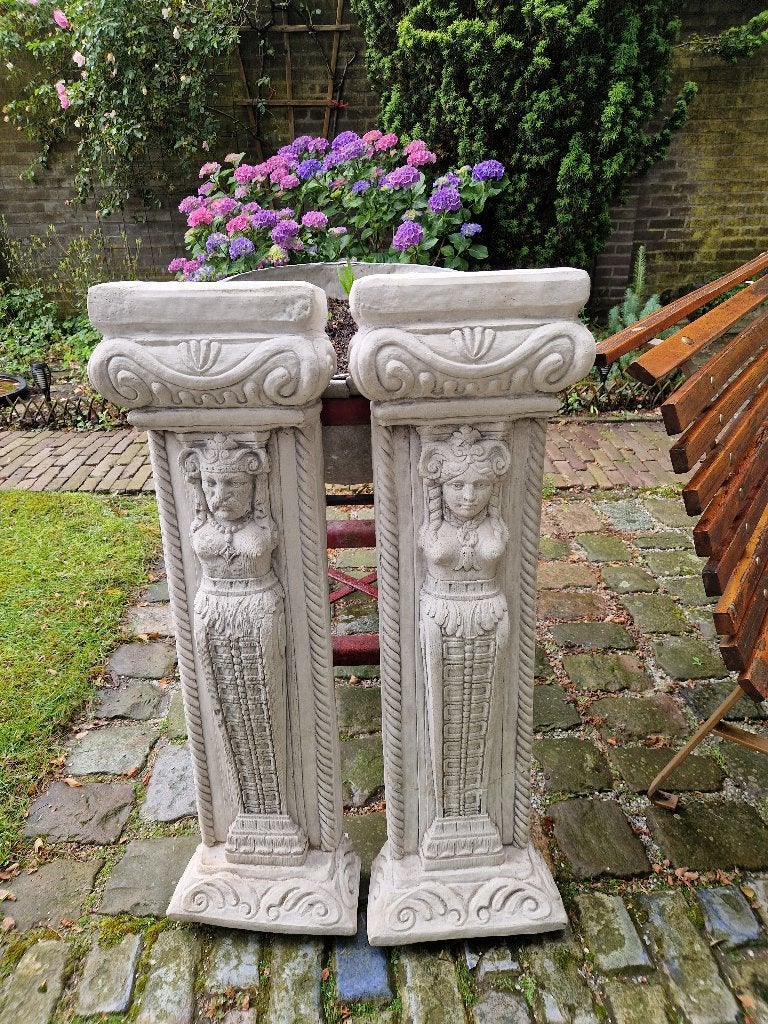 2 zuilen - sokkels - ornamenten, Ophalen