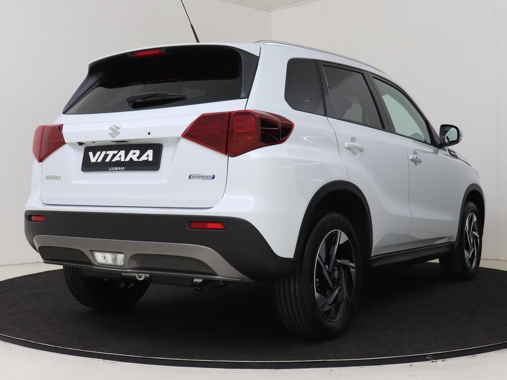 Suzuki Vitara 1.4 Boosterjet Style Hybrid Automaat | Navigat, Auto's, Suzuki, 12 maanden, Zwart, 4 cilinders, Wit
