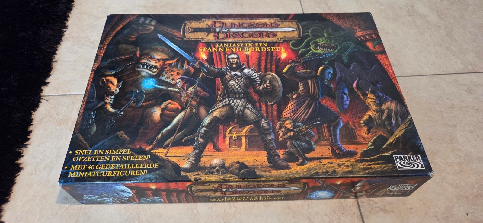 Dungeons & Dragons Bordspel - Fantasy Avontuur, Drie of vier spelers, Ophalen, Gebruikt, Parker
