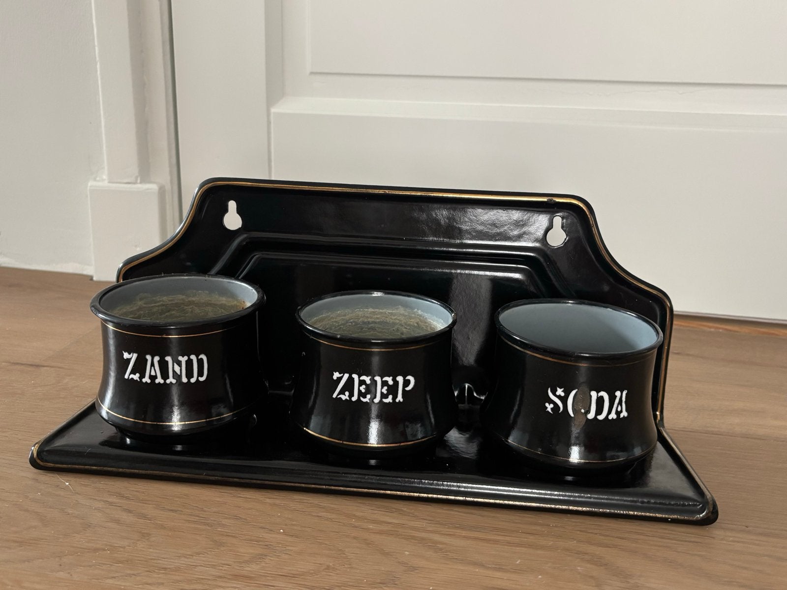Vintage emaille rek met potjes 'Zand, Zeep, Soda', Ophalen