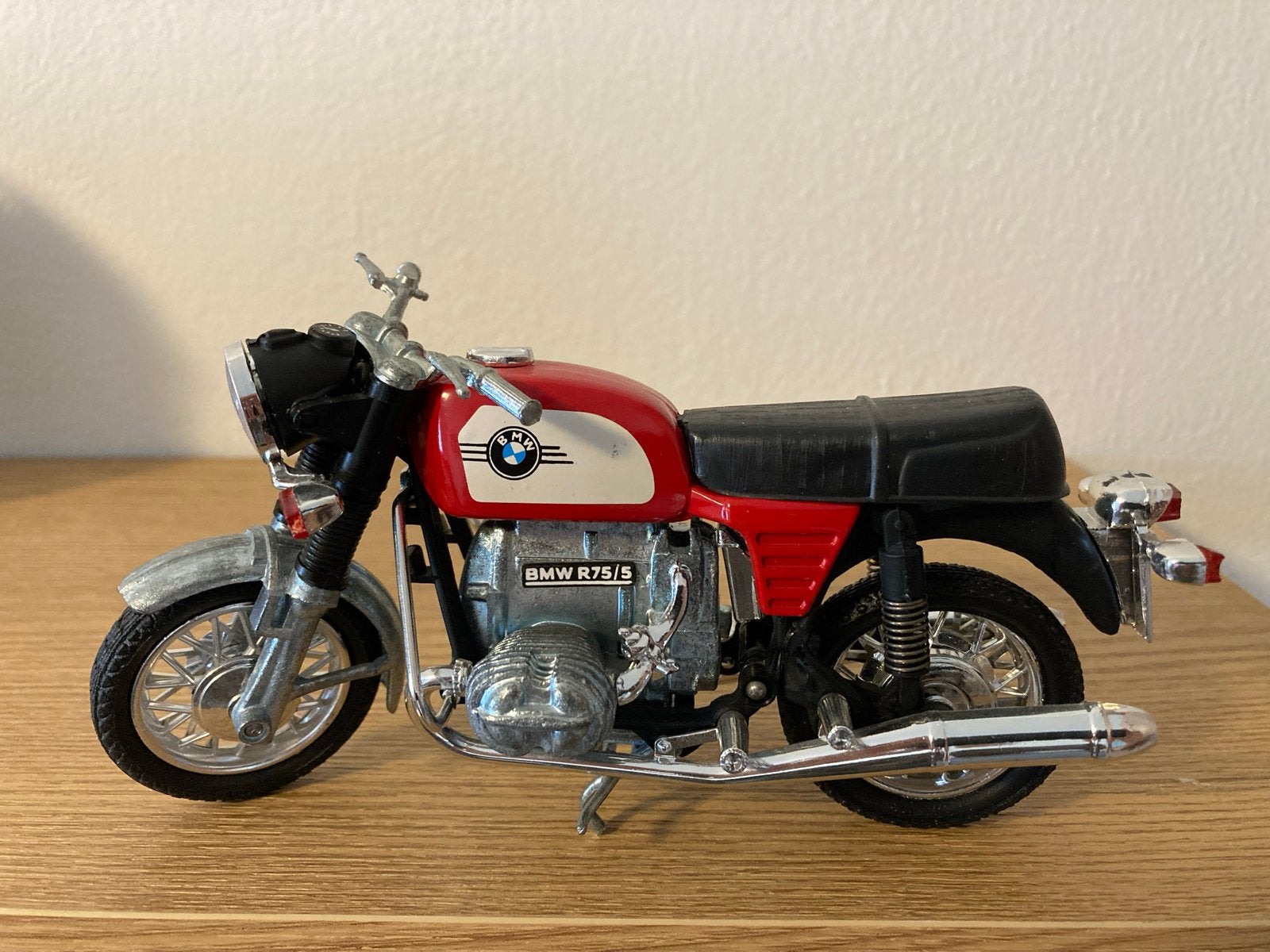 BMW R75/5 Schaalmodel - Rood/Zwart Motorfiets, Overige merken, Gebruikt, 1:32 tot 1:50, Overige typen