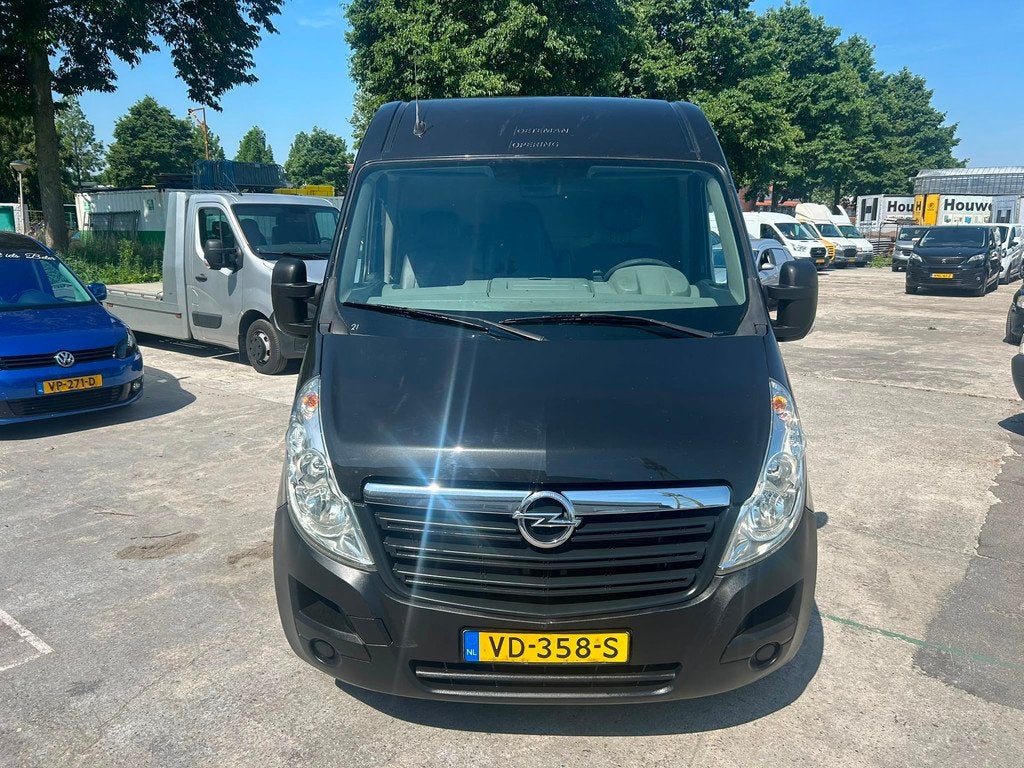 Opel Movano 2.3 CDTI L2H3, Auto's, Bestelauto's, Euro 5, 101 pk, Gebruikt, Zwart