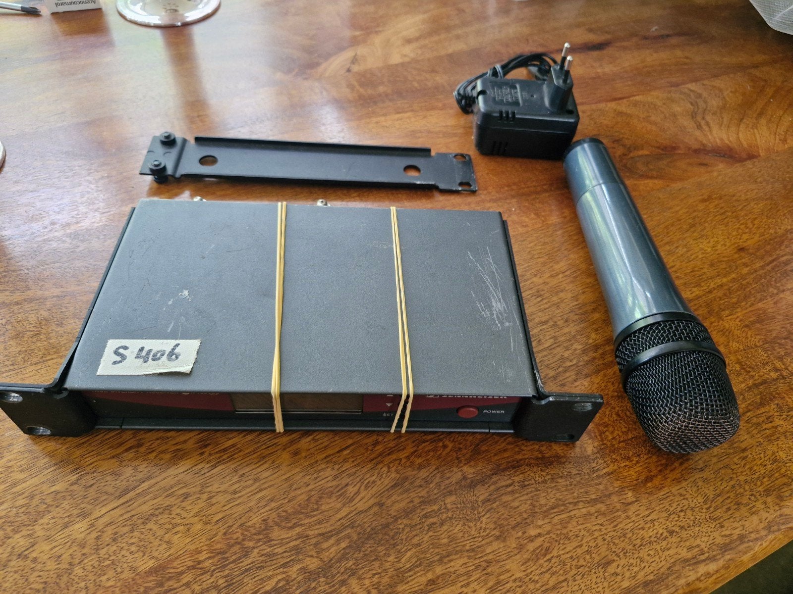 Draadloze microfoon sennheiser, Muziek en Instrumenten, Microfoons, Ophalen, Zangmicrofoon