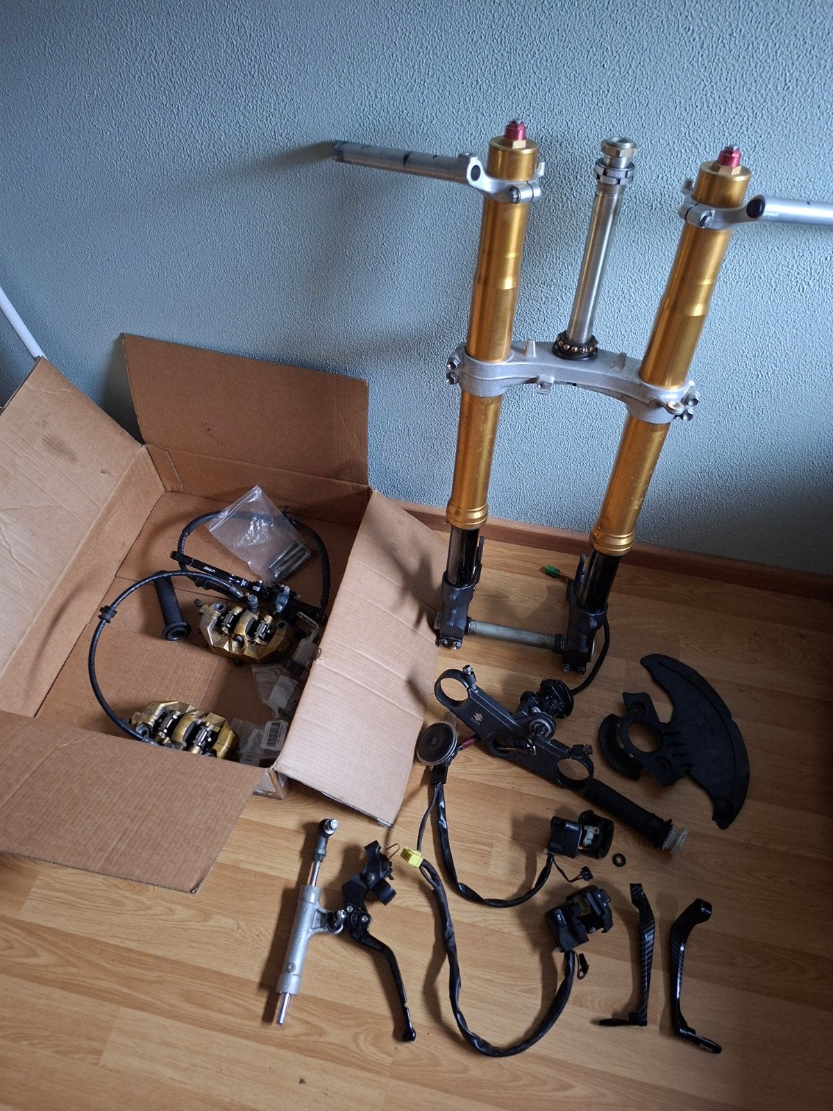 Suzuki GSXR1000 K3 k4 voorvork remmen schakelaars GSXR 1000S, Ophalen