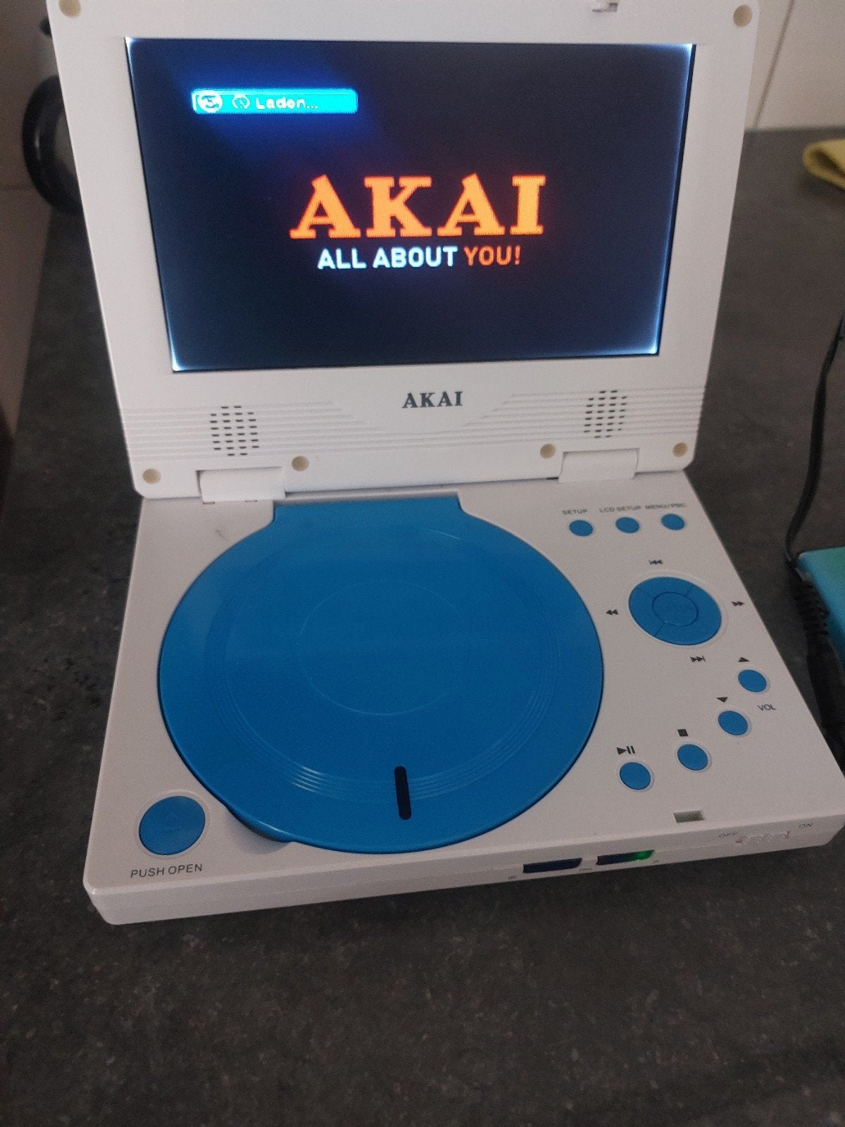 Analoge Akai draagbare dvd-speler - Zonder accessoires, Ophalen of Verzenden