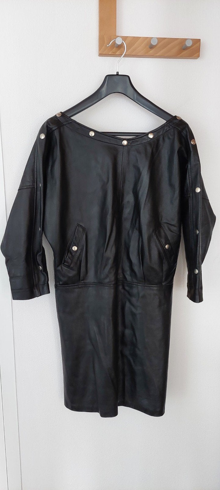 Zwart leren jurkje met studs, Kleding | Dames, Maat 38/40 (M), Zwart, Ophalen of Verzenden, Onbekend