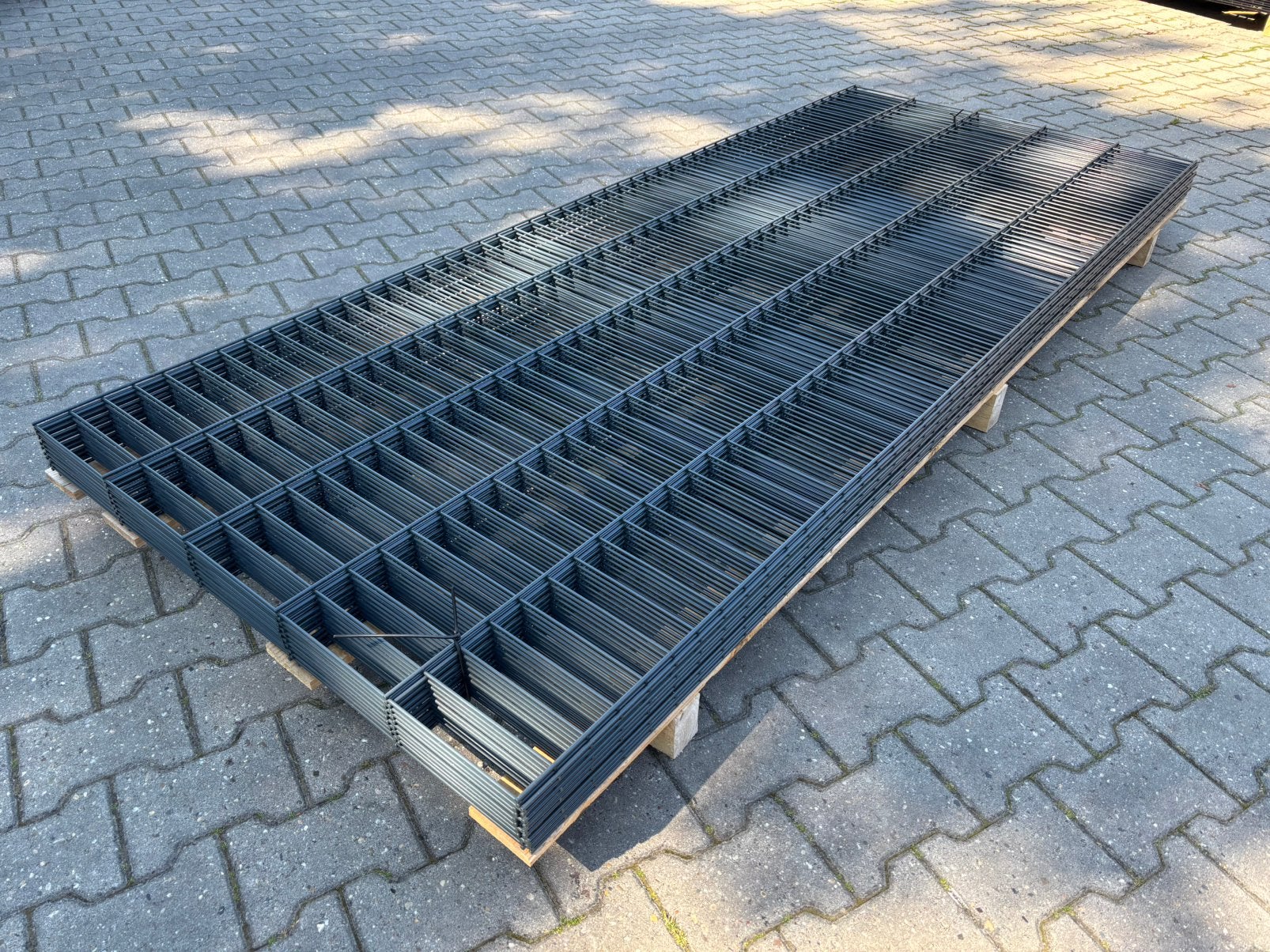 25 meter dubbelstaafmat hekwerk, hoogte 100 centimeter!, Ophalen, S, Dubbelstaafmat hekwerk, Zo goed als nieuw
