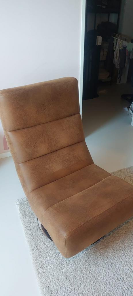 Bruine lederen fauteuil, Eenpersoons, 75 tot 100 cm, Ophalen of Verzenden, Zo goed als nieuw