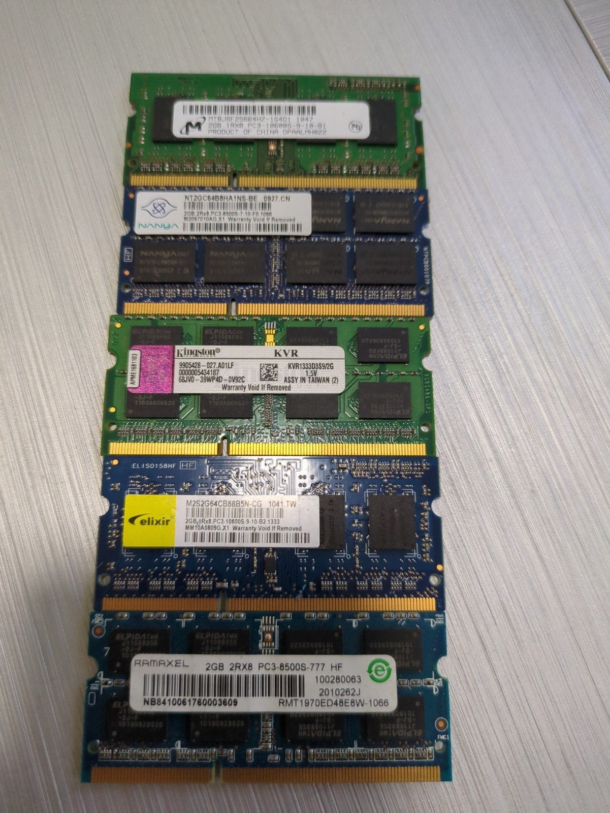 Diverse RAM Geheugenmodules (DDR3 2Gb, Gebruikt, DDR3, 2 GB, Laptop