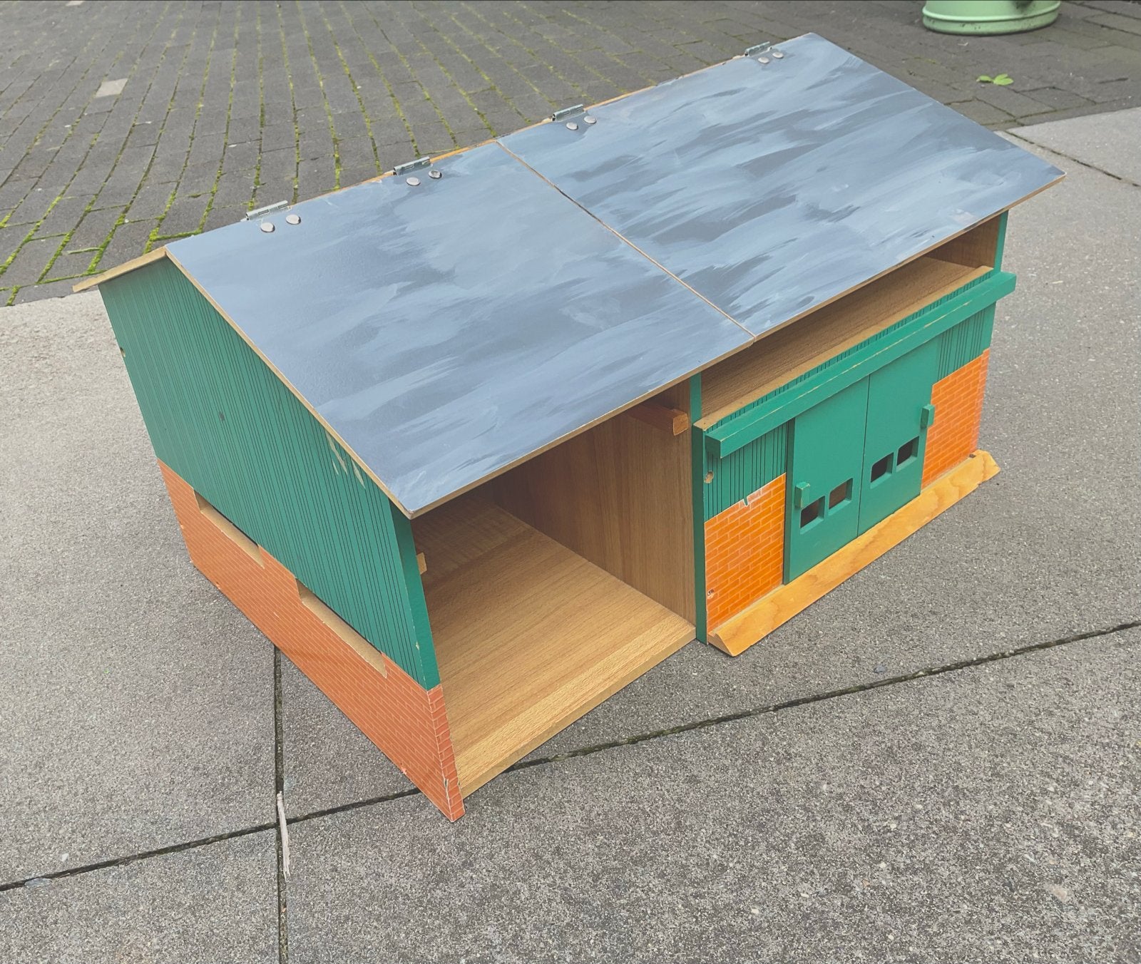 Kids Globe Boerderij Stal Werkplaats voor siku, Ophalen, Gebruikt