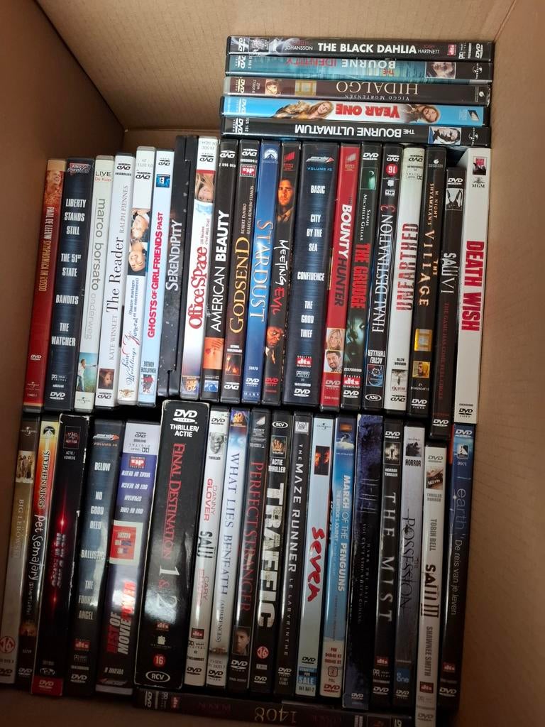 Grote collectie diverse DVD's - films en series, Vanaf 12 jaar, Ophalen, Gebruikt