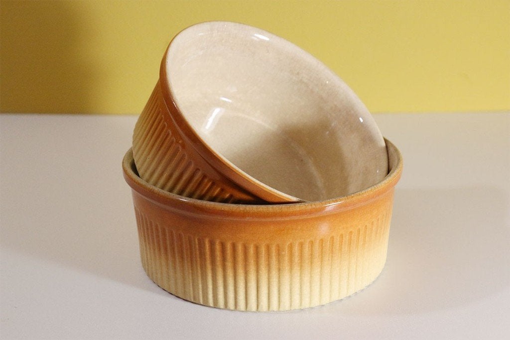 Vintage ovenschalen crème/oker – set van 2, Ophalen, Griend 10J, 8321 MN Urk, Gebruikt, Overige merken