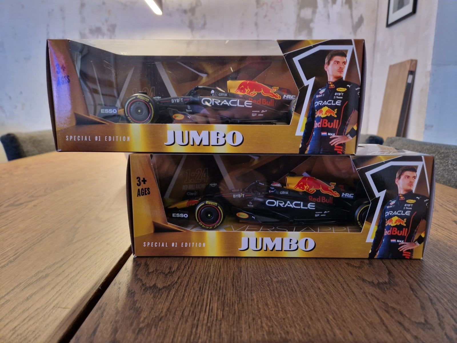 2x Verstappen RebBull Racewagen Modelauto 1:24, Ophalen of Verzenden, Nieuw, Bburago