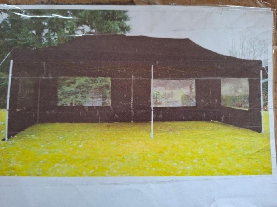 Partytent Easy uptent 3x6 mtr  z.g.a.n met schade, Ophalen, Zo goed als nieuw, 5 tot 8 meter