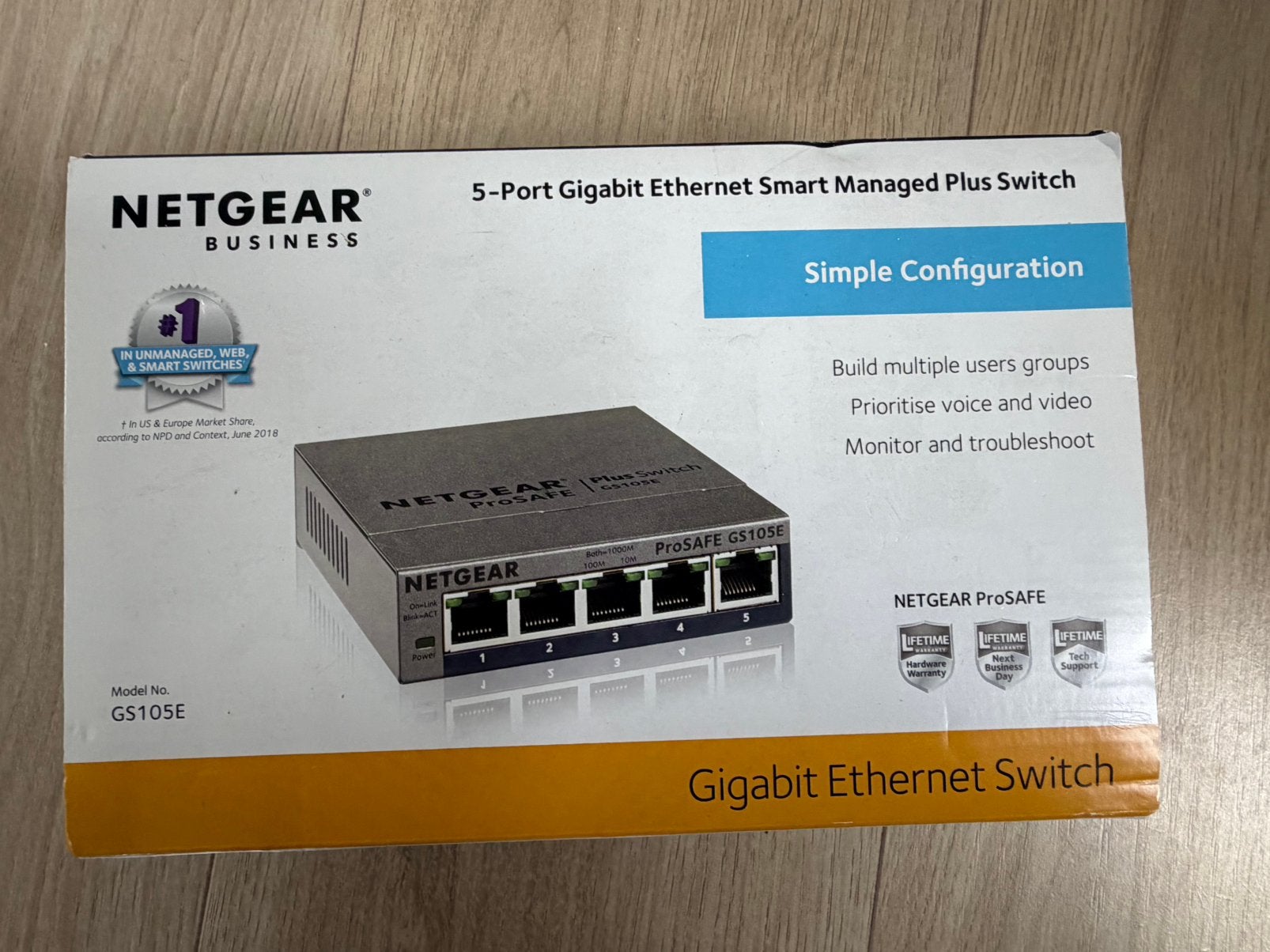 NETGEAR GS105E 5 port GB ethernet smart managed plus switch, Ophalen of Verzenden, Zo goed als nieuw