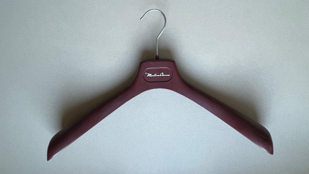 Marlboro Classic kledinghanger kunststof SRT hanger 45 cm, Ophalen, Zo goed als nieuw, Kunststof, Volwassenen