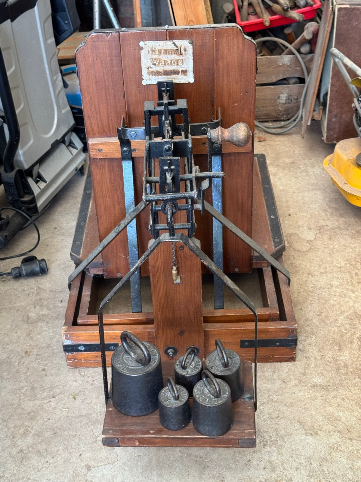 Antieke Weegschaal met Gewichten - Decoratief en Functioneel, Antiek en Kunst, Antiek | Gereedschap en Instrumenten, Ophalen