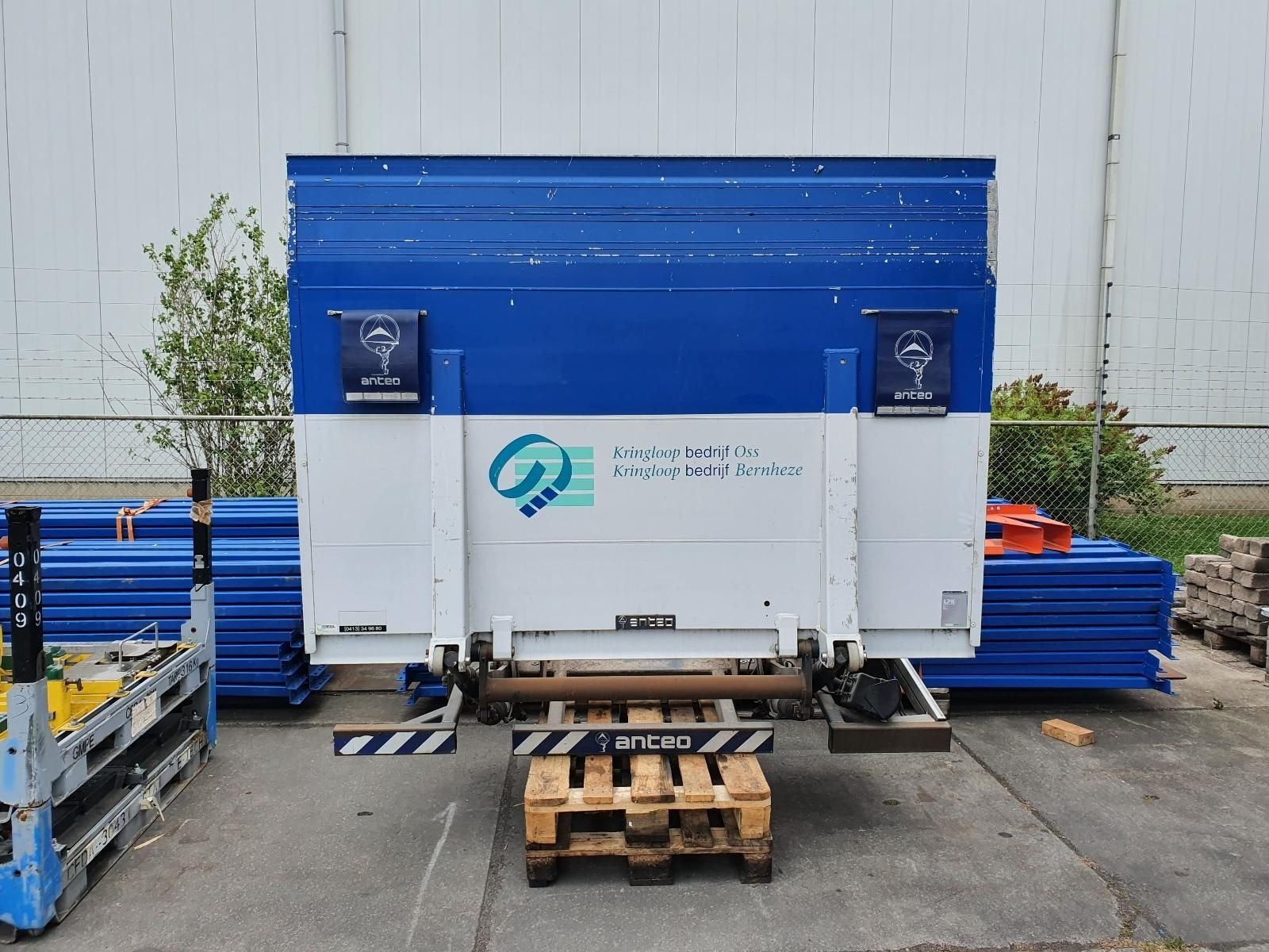 Laadklep Anteo 1000 kilo 220 breed  model F3CL10H-W105F, Gebruikt, Carrosserie en Plaatwerk, -, -