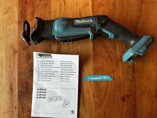 Makita DJR 185 Z Accu Reciprozaag 18 V, Ophalen of Verzenden, Gebruikt, Zaag, Makita