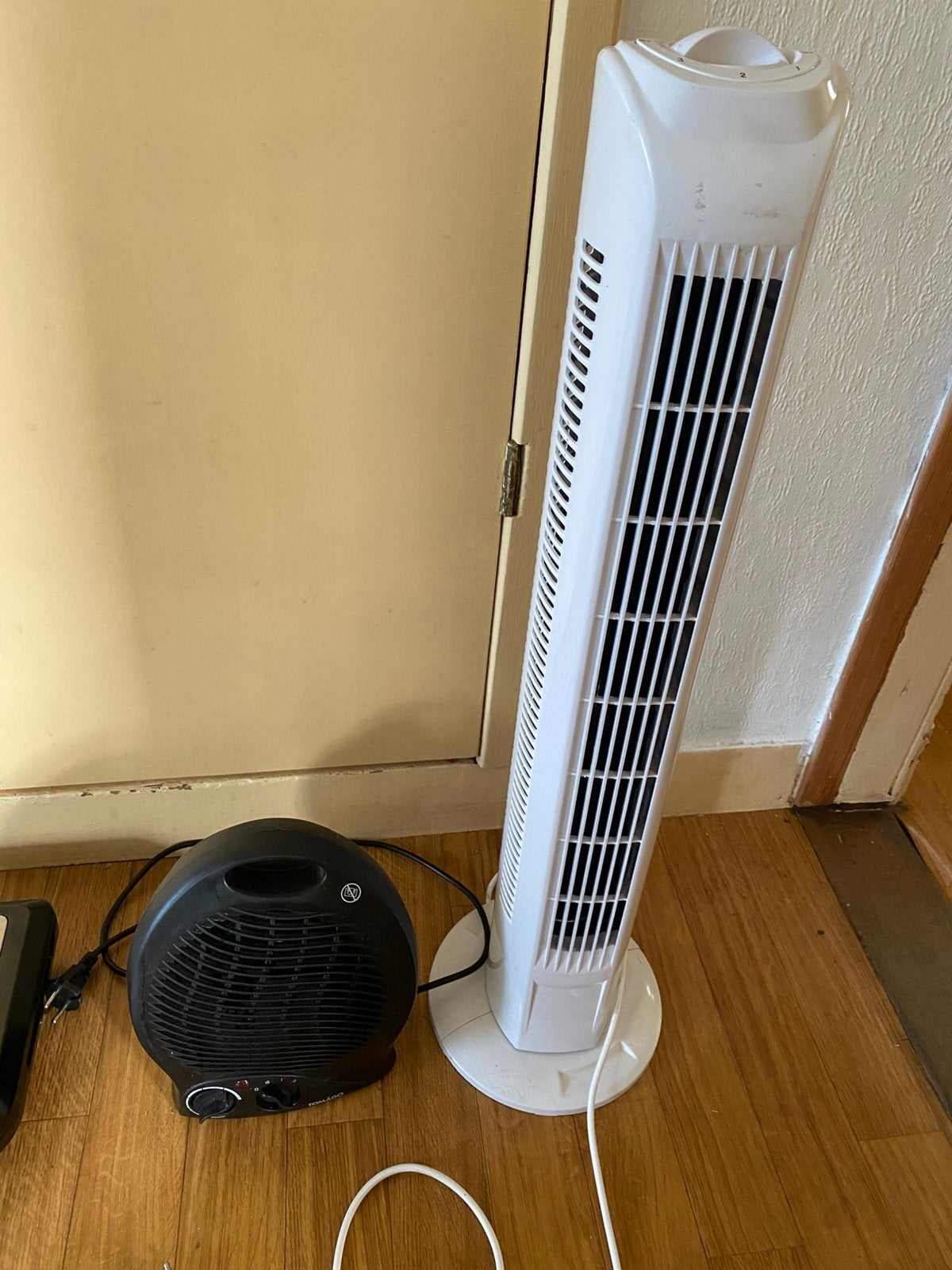 Staande ventilator + kacheltje, Witgoed en Apparatuur, Ophalen, Zo goed als nieuw, Statiefventilator