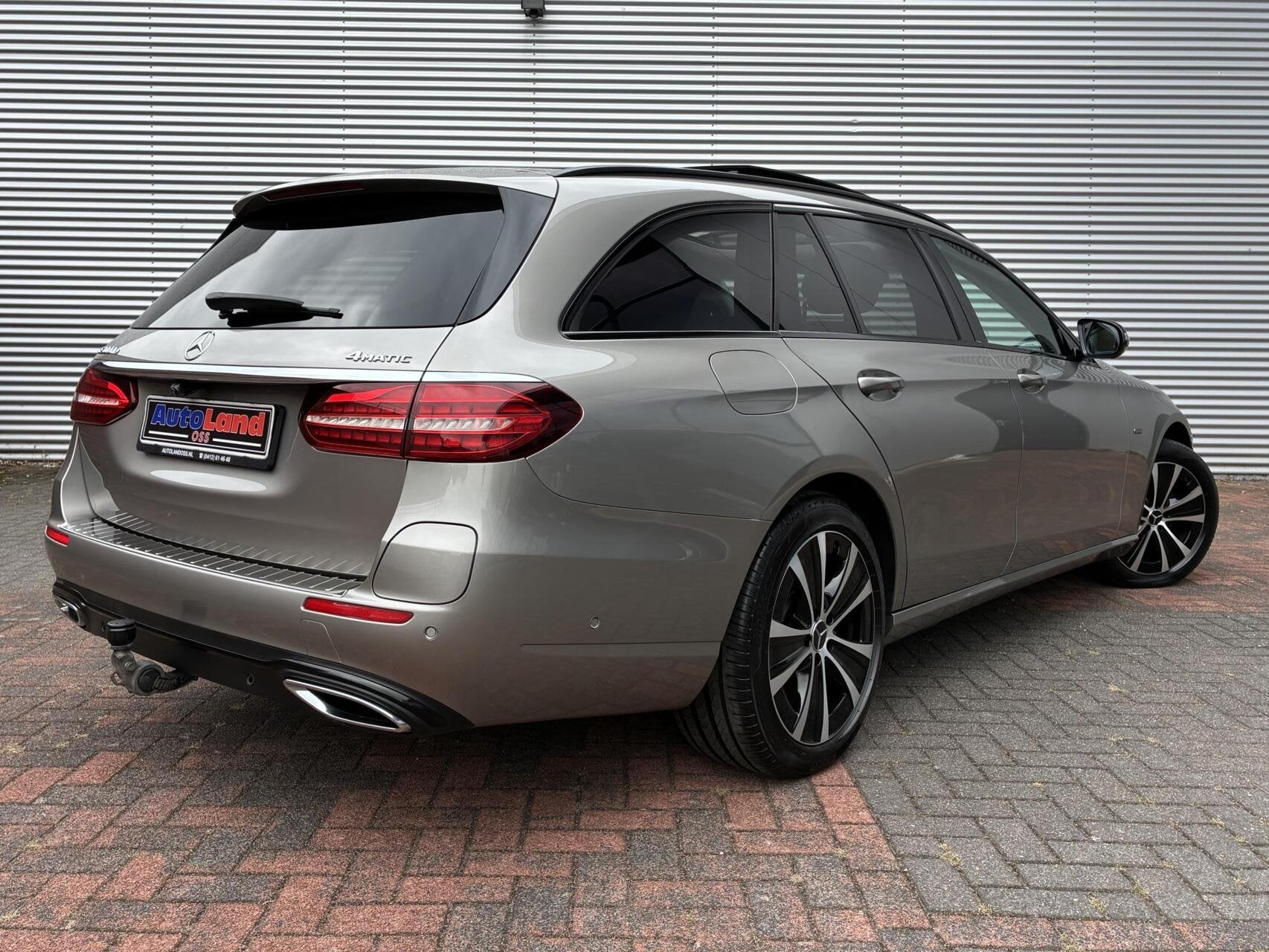 Mercedes E-klasse Estate 300 de 4MATIC Pano Camera Carplay 2, Auto's, Automaat, Gebruikt, 4 cilinders, Leder en Stof
