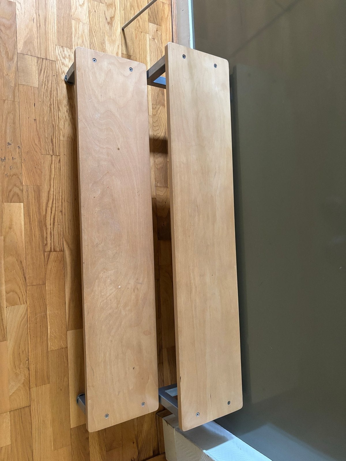 Houten bankje / trapje met metalen frame (33x120x50), Huis en Inrichting, Stoelen, Ophalen, Gebruikt, Overige kleuren, Eén