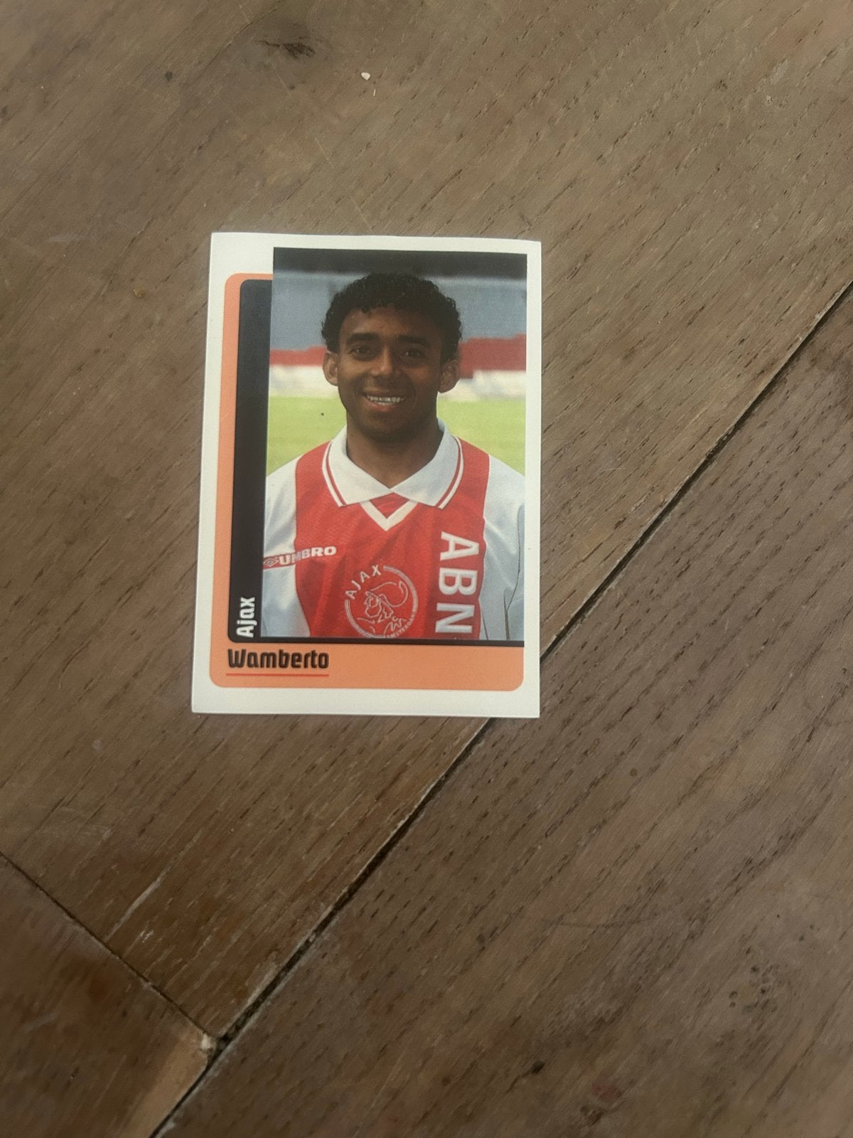 Panini Voetbal '99 Spelerskaart Wamberto Ajax, Verzamelen, Sportartikelen en Voetbal, Ophalen of Verzenden, Zo goed als nieuw